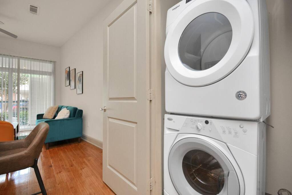 Beautiful Unit Near Med Center W/ Shopping Center Apartamento Houston Exterior foto