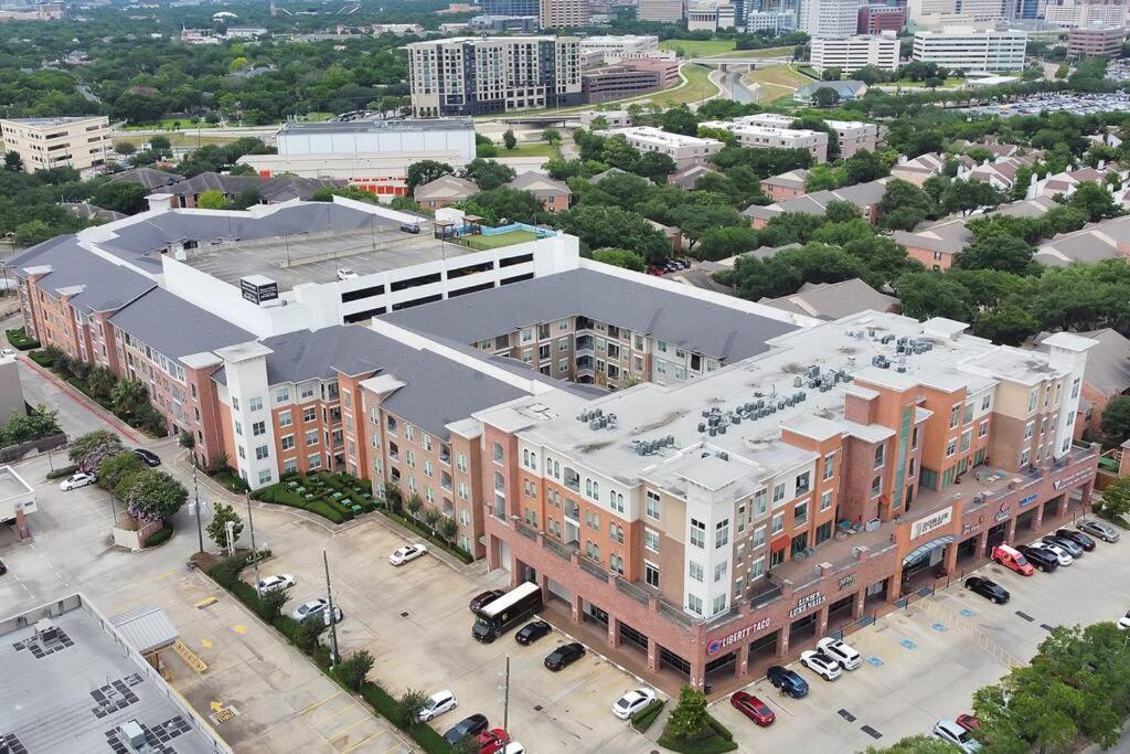 Beautiful Unit Near Med Center W/ Shopping Center Apartamento Houston Exterior foto